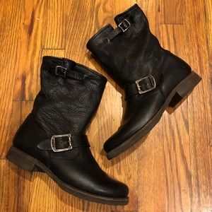 Frye Veronica short slouch